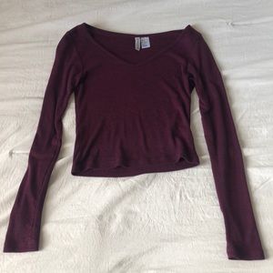 Long Sleeve burgundy V-neck Top